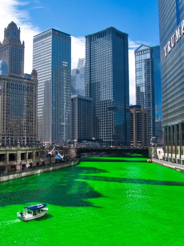 Chicago River: Green on St. Patrick’s Day!